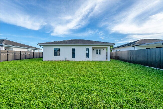 Building Photo - 15979 SW 308th St