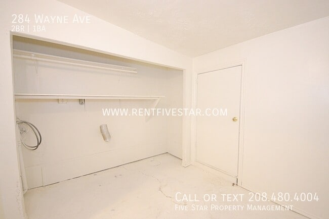 Building Photo - 284 Wayne Ave