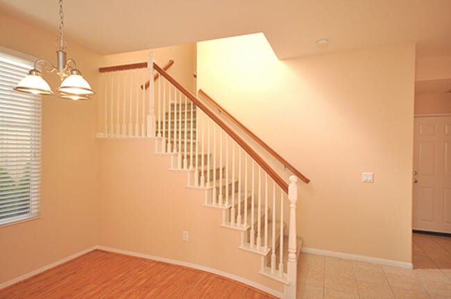 Building Photo - Spacious 5 Bedroom Family Home in Rancho del Oro!