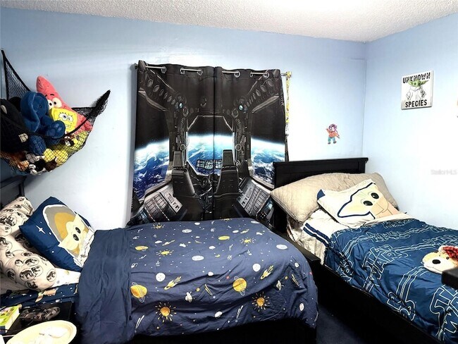 Building Photo - 2122 Winningway St