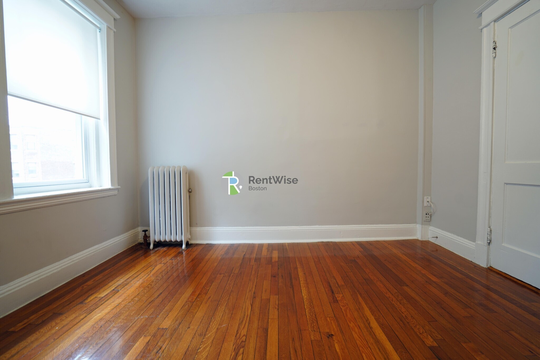 Building Photo - 64 Woodstock Ave