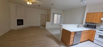 Building Photo - 4551 Holiday Breeze Pl NE
