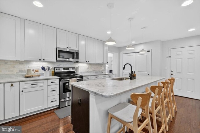 Building Photo - 4613 Willow Run Dr