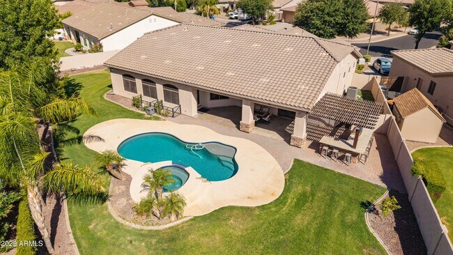 Building Photo - 4584 E Reins Rd