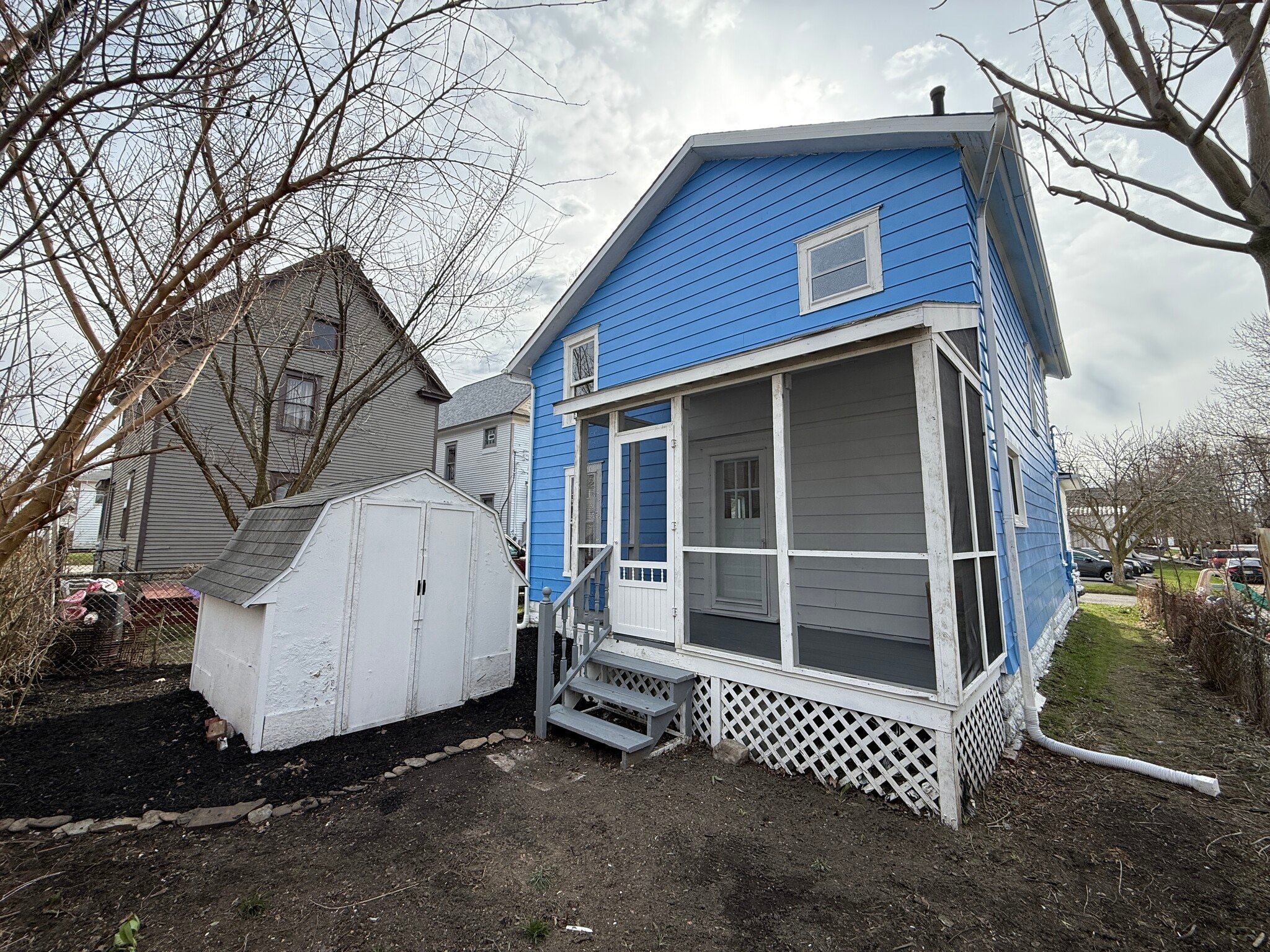 Building Photo - 276 Orange St