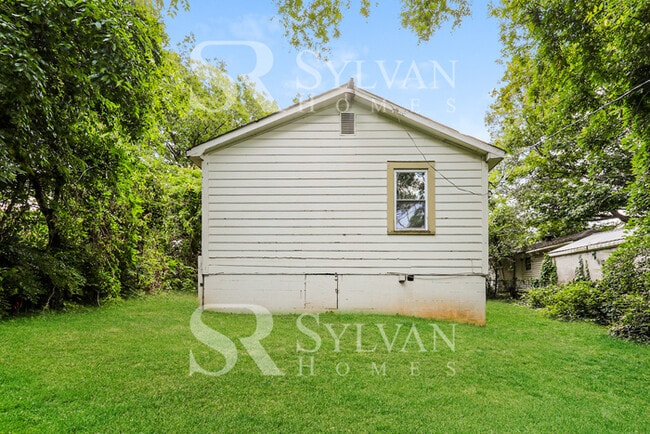 Building Photo - The Lifestyle You Deserve.