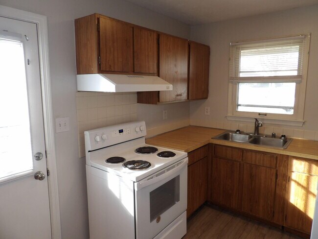 Building Photo - 114 Potomac Ct