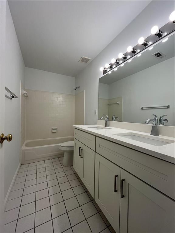 Building Photo - 6535 Ganton Dr