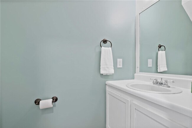 Building Photo - 1900 Dartmouth St