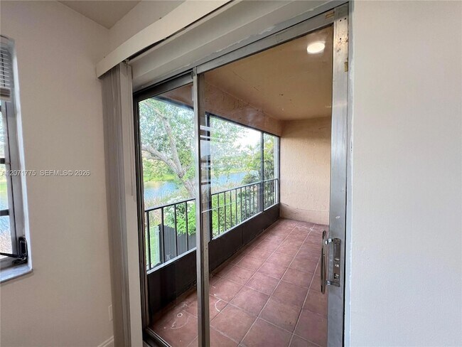 Building Photo - 15665 SW 82nd Cir Ln