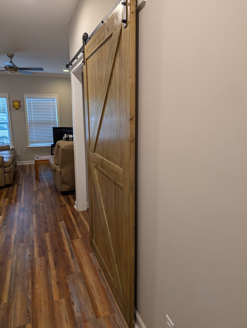 Building Photo - 238 Summerhill