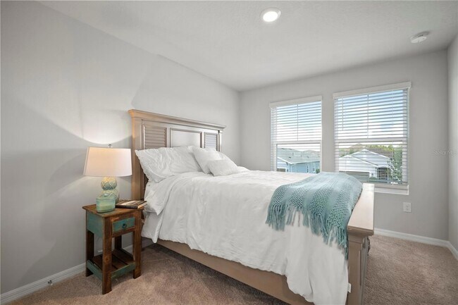 Building Photo - 5636 Silver Sun Dr