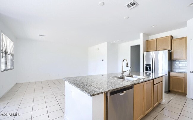 Building Photo - 36426 N Tatonga Trail