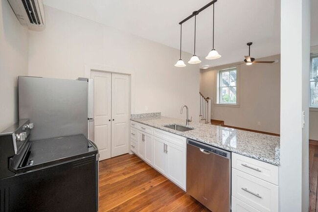 Building Photo - 1201 Princess Anne St