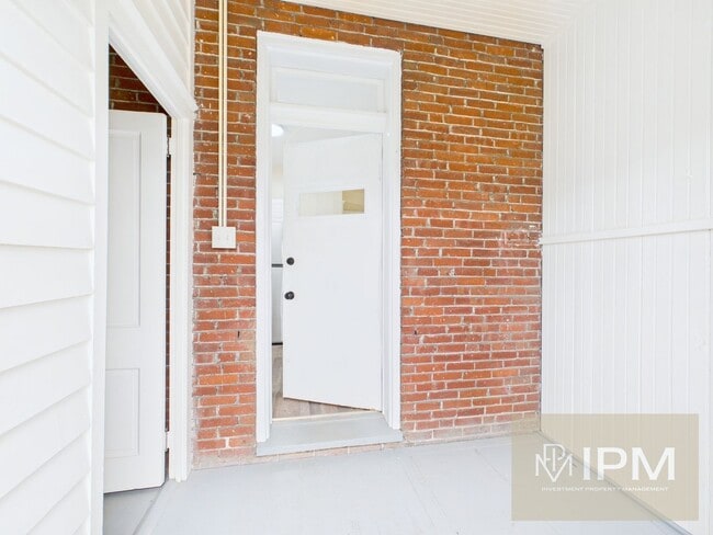 Building Photo - Charming 3 Bed, 1 Bath home in Lemoyne!