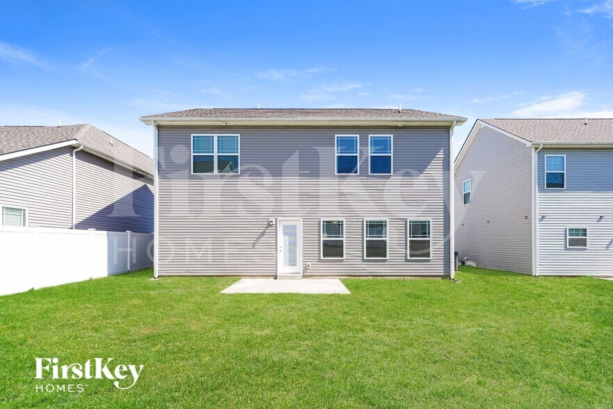 Building Photo - 1924 Albarado Trl