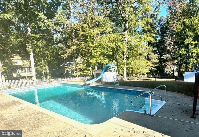 Building Photo - 1326 Aquia Dr