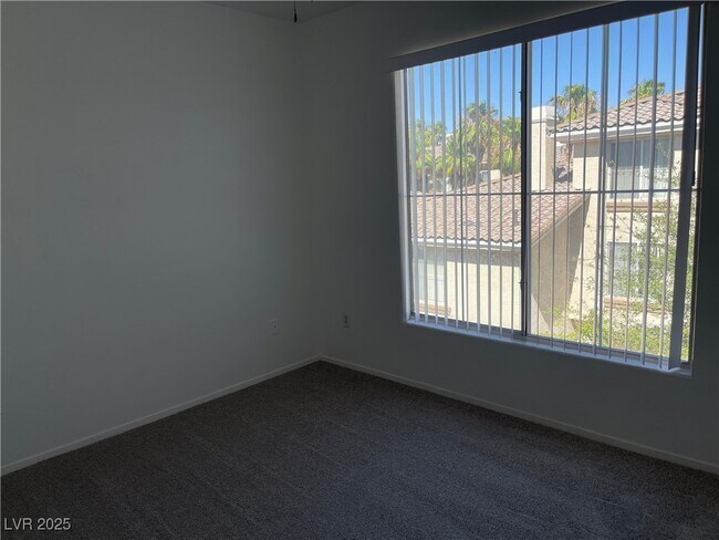 Building Photo - 7131 S Durango Dr