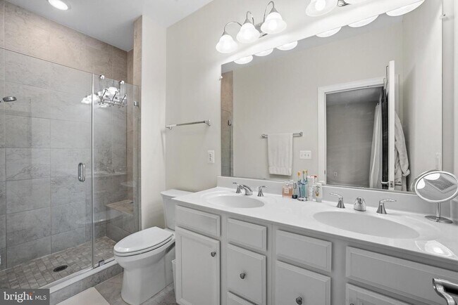 Building Photo - 6073 Camerons Ferry Dr