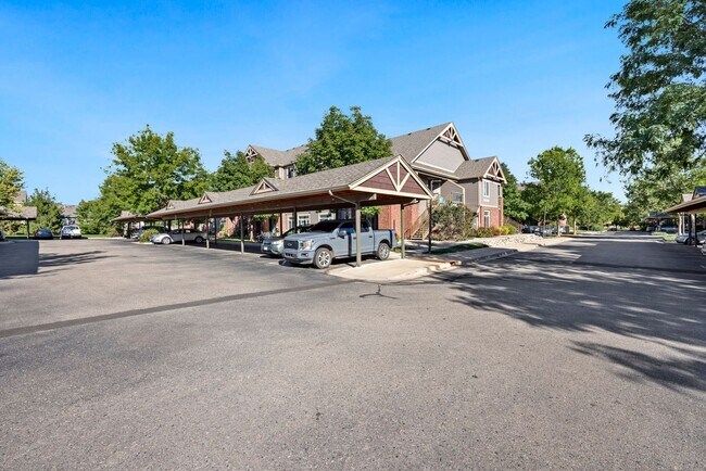 Building Photo - Bright 2 Bed, 2 Bath Condo in Fort Collins!!