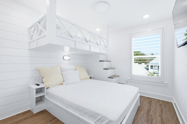 Building Photo - 38 Blue Eden Lp