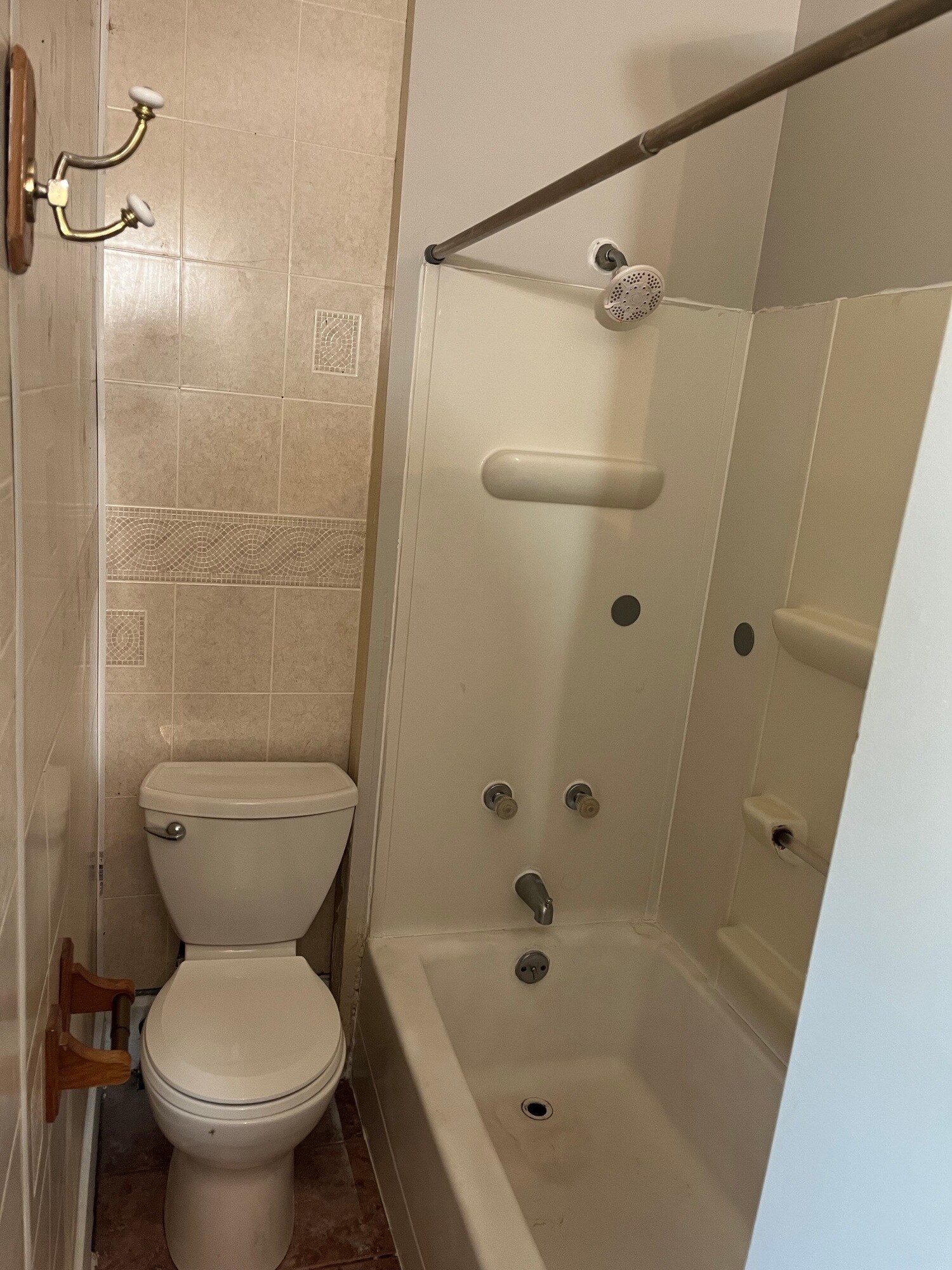 Building Photo - 120 1st St