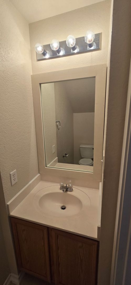 Building Photo - 7730 Copper Cave