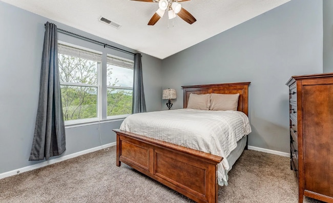 Building Photo - 199 Birds Eye View Dr