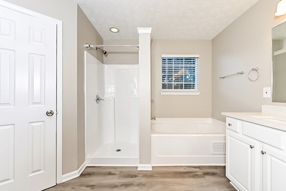 Building Photo - 417 Concord Cir