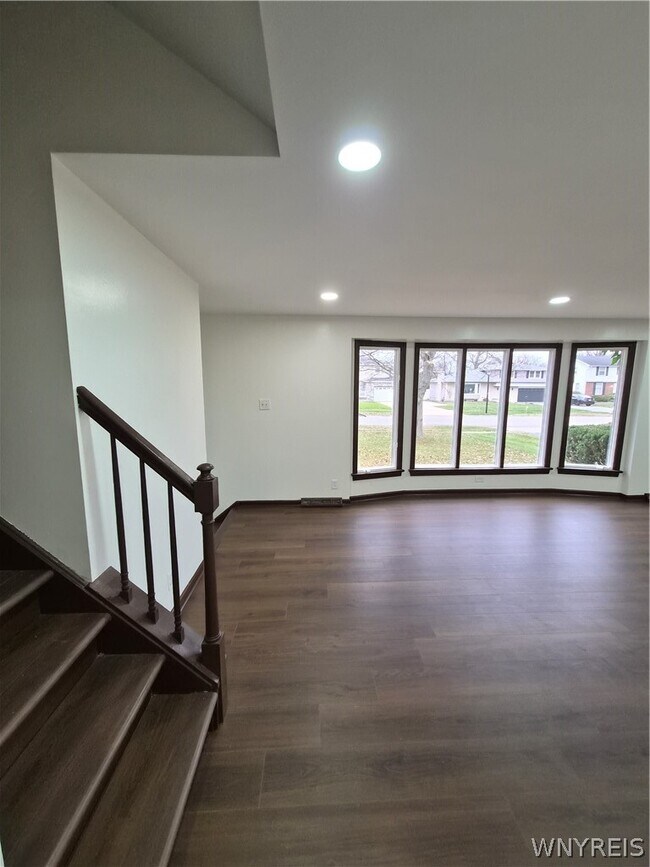 Building Photo - 210 Culpepper Rd