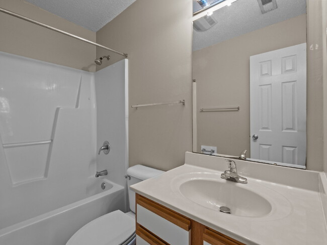 Building Photo - Available Now! 2 Bedroom, 2.5 BathTownhome...