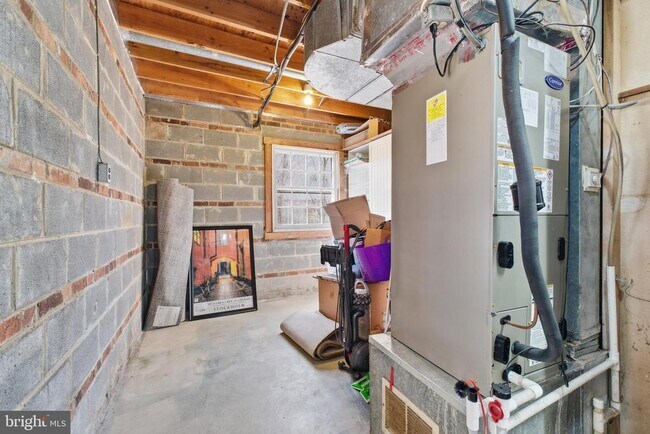 Building Photo - 3343 Slade Run Dr