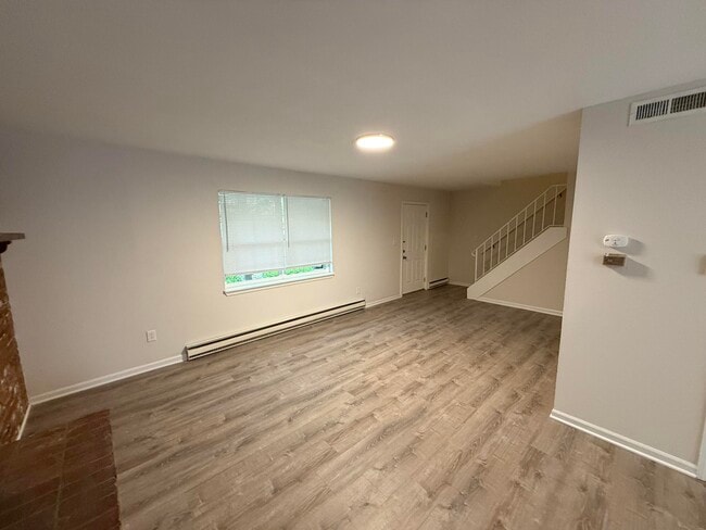 Building Photo - 3306 Belle Meade Dr