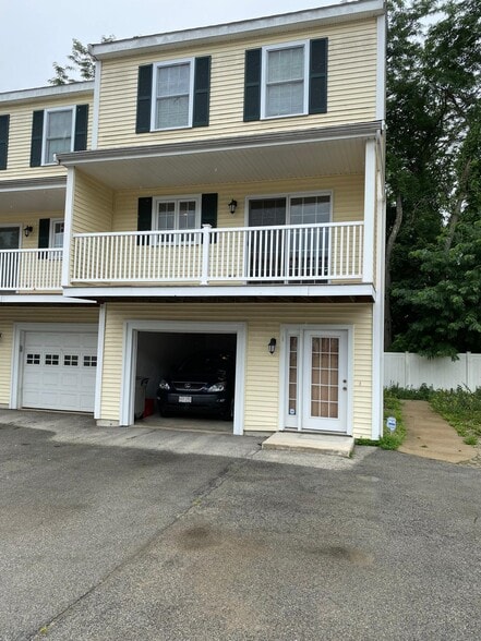 Exterior - 67 Princeton St