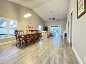 Spacious Floor Plan - 7723 SE Sugar Sand Cir