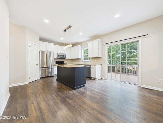 Building Photo - 5500 Yates Garden Ln