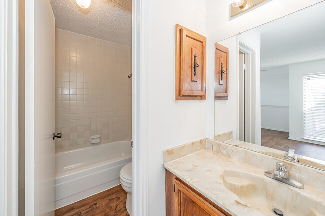 Bath - 3113 Sondra Dr