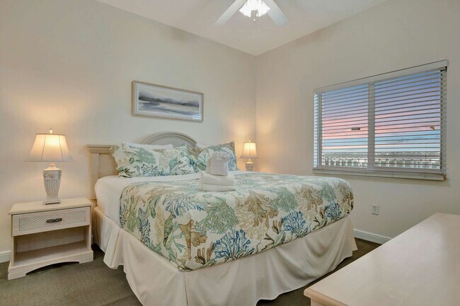 Building Photo - 8800 Bay Pines Blvd