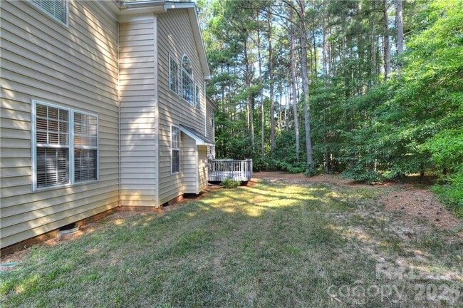 Building Photo - 10496 Gunnison Ln