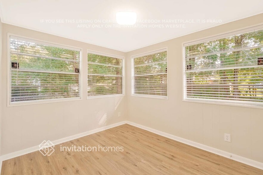 Building Photo - 6342 Sauterne Dr