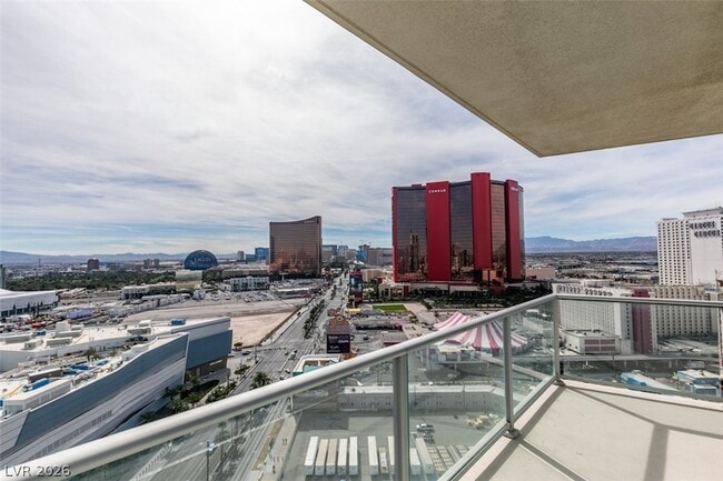 Building Photo - 2700 Las Vegas Blvd S