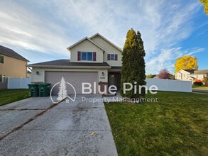 Building Photo - 3606 Goldstone Dr