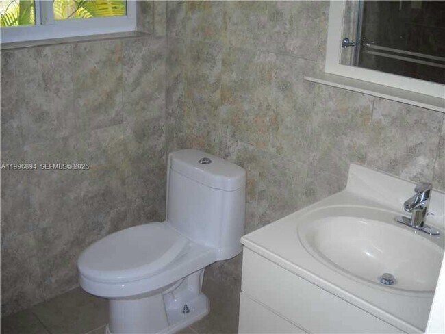 Building Photo - 1040-1092 92nd St