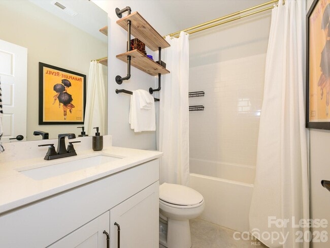 Building Photo - 1217 Drummond Ave