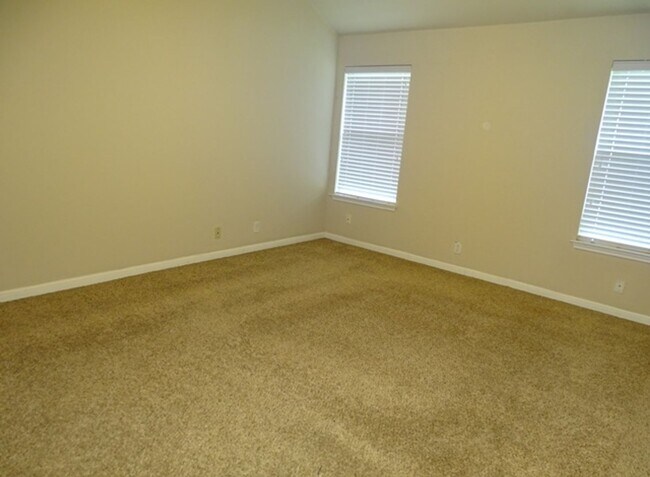 Building Photo - 3317 Orth Ave