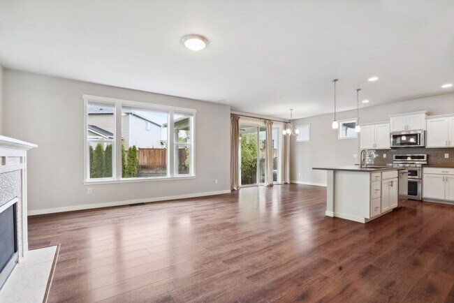 Building Photo - 7923 161st Street Ct E