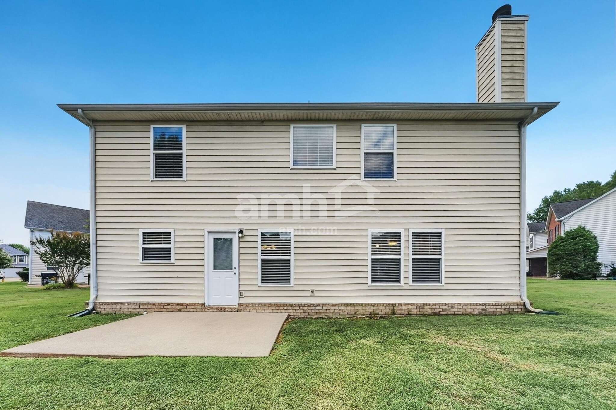 Building Photo - 1316 Roxbury Ct