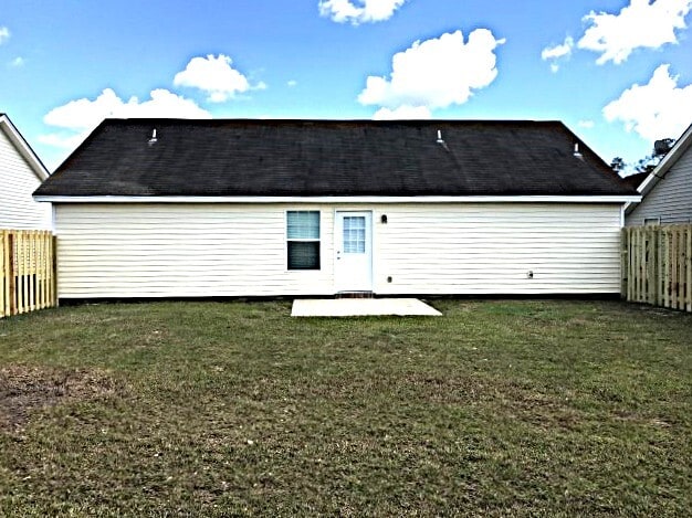Building Photo - 7 Willow Lakes Dr