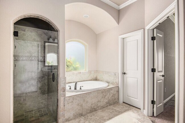 Building Photo - 136 Flying Diamond Dr