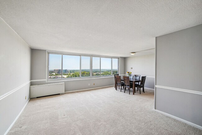 Building Photo - 11801 Rockville Pike